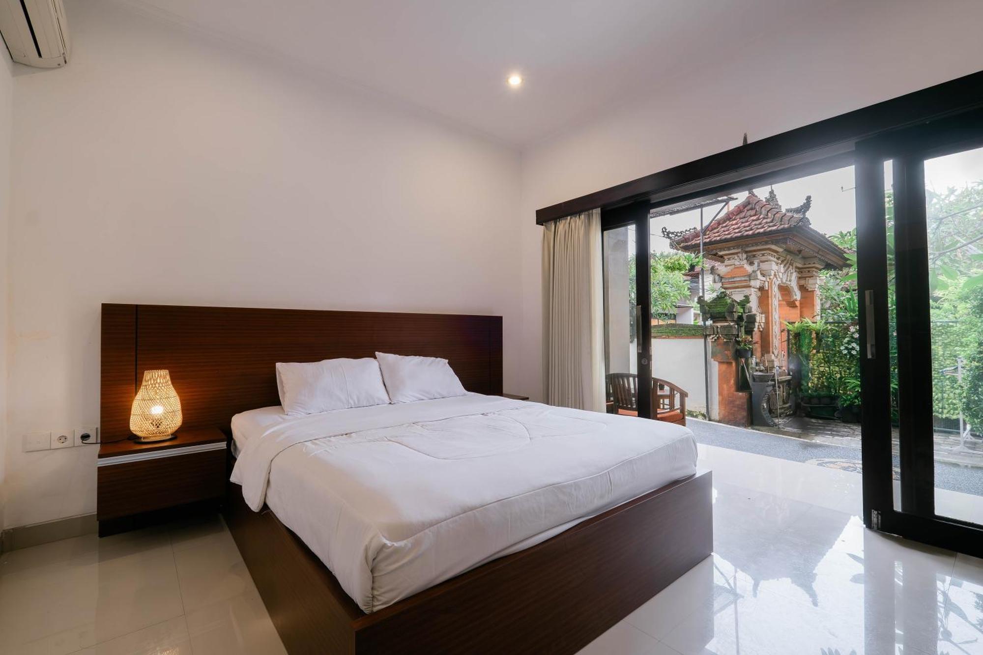 Puri Kasih Home Stay サヌール エクステリア 写真