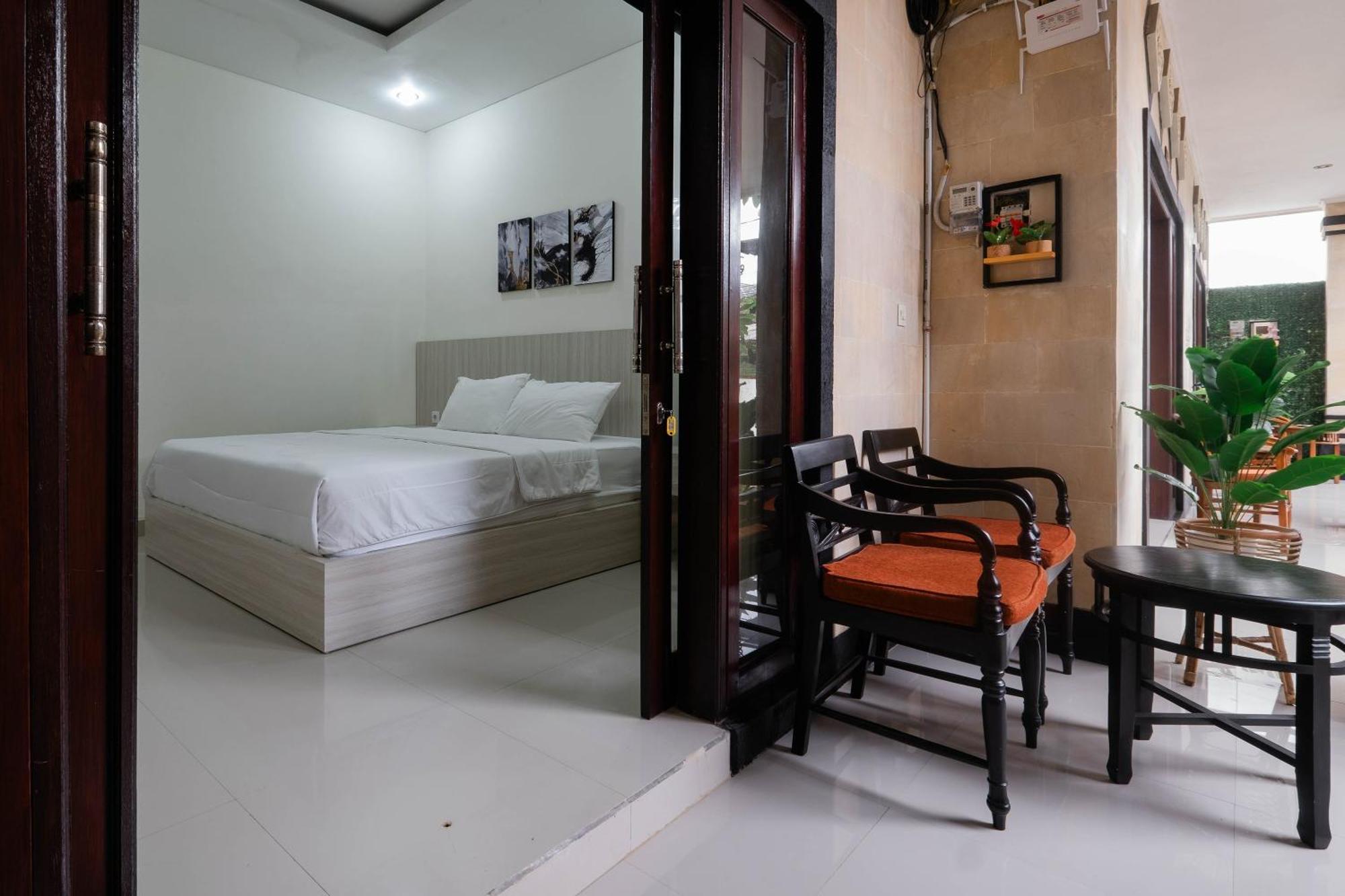 Puri Kasih Home Stay サヌール エクステリア 写真