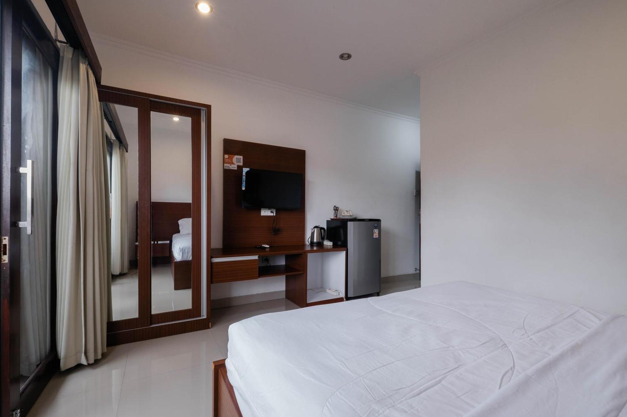 Puri Kasih Home Stay サヌール エクステリア 写真