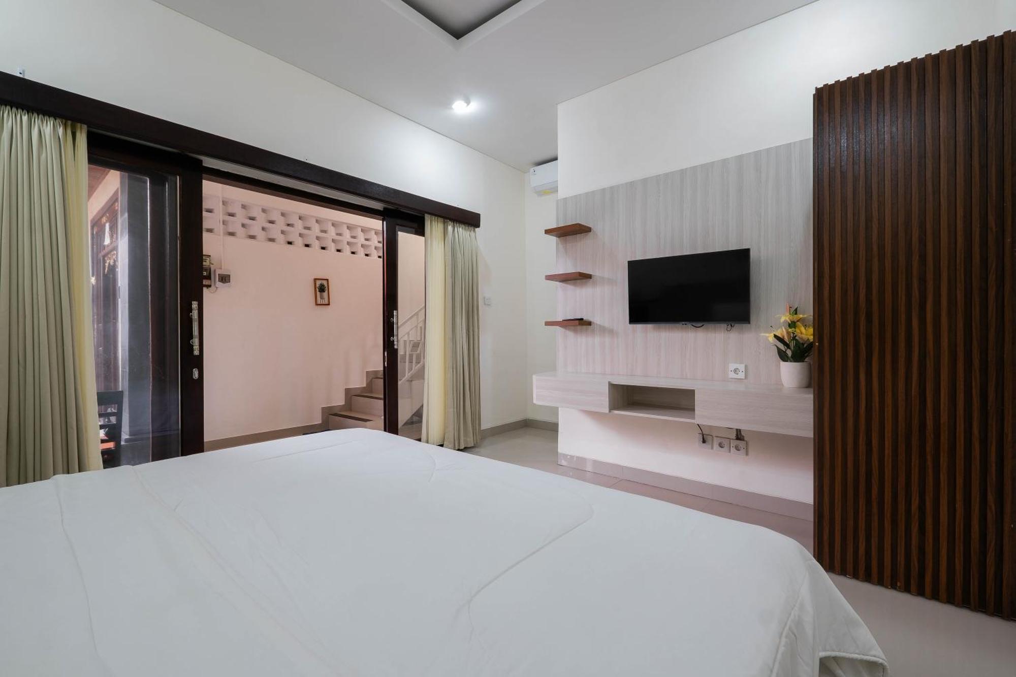 Puri Kasih Home Stay サヌール エクステリア 写真