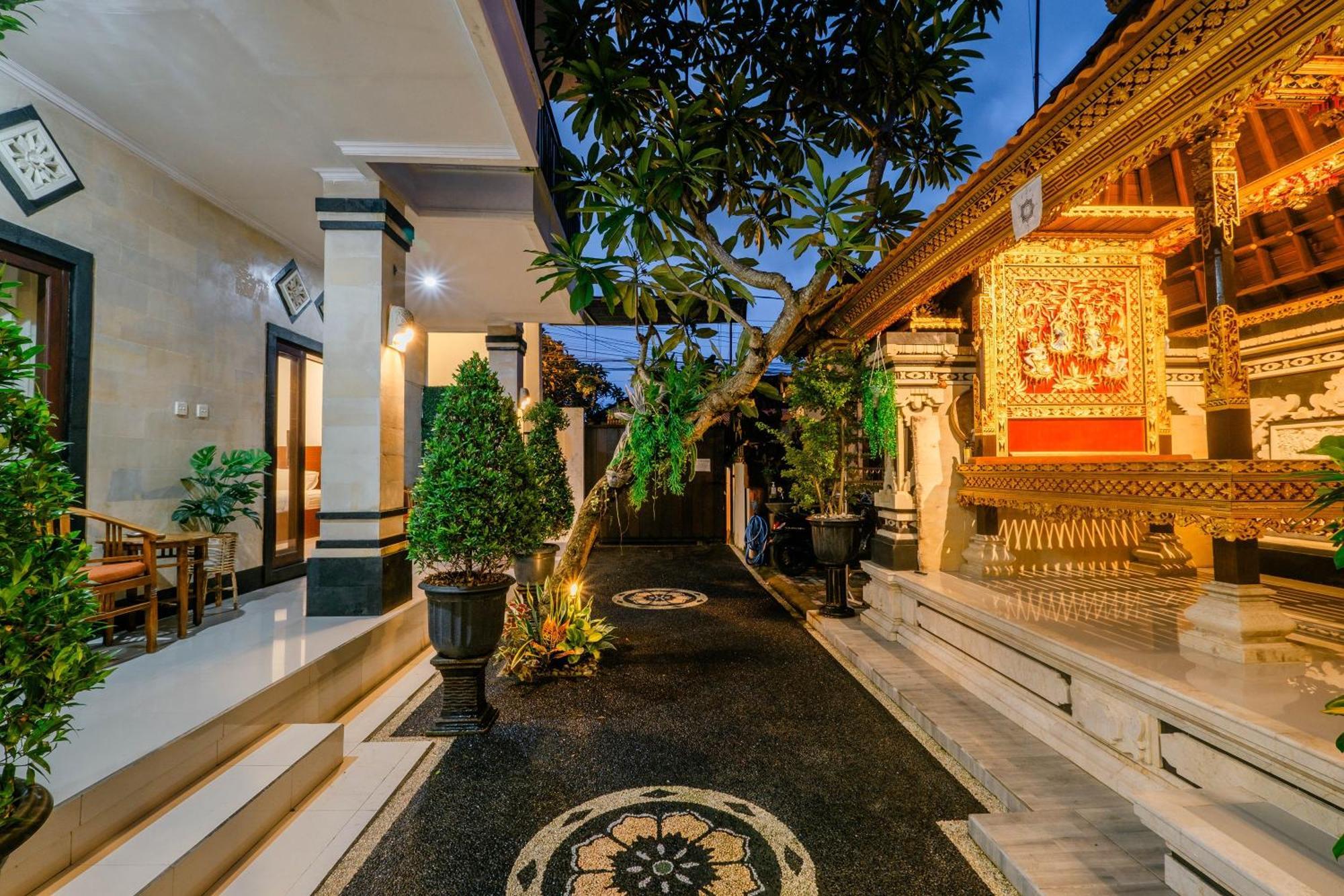 Puri Kasih Home Stay サヌール エクステリア 写真