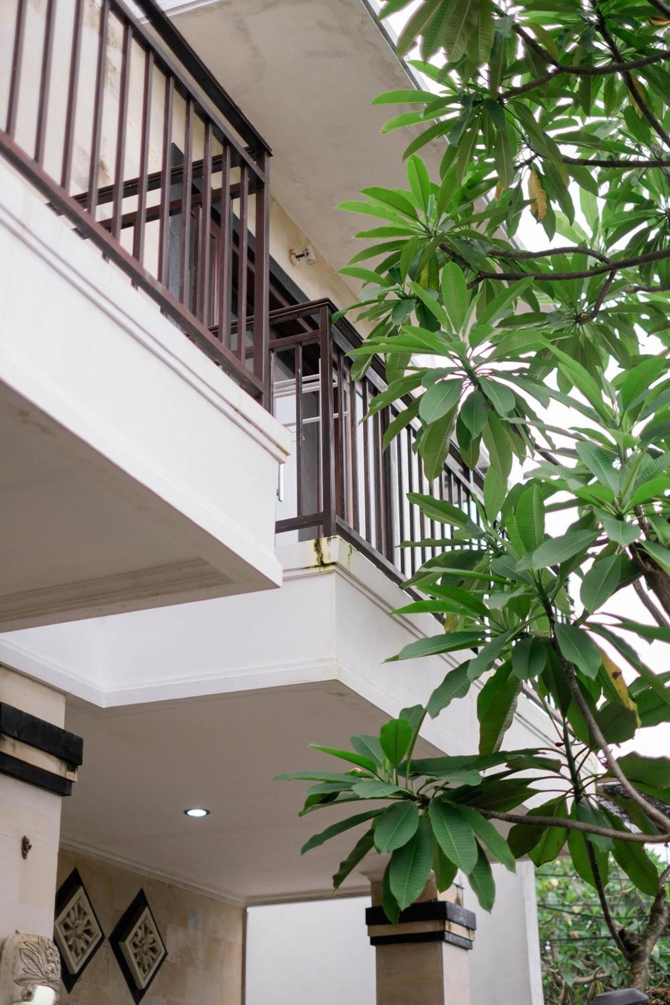 Puri Kasih Home Stay サヌール エクステリア 写真